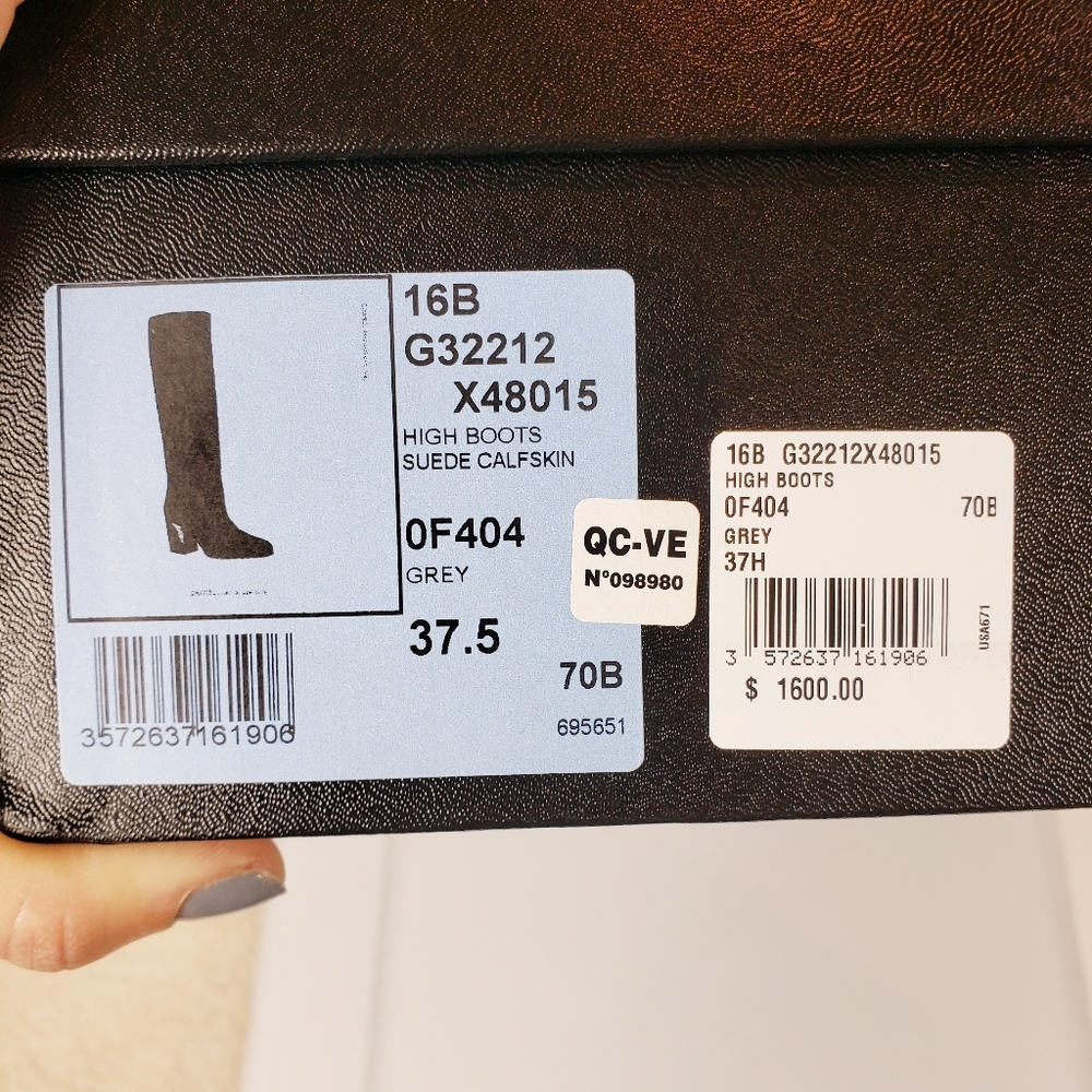 Chanel grey suede boots - Picture 13 of 15